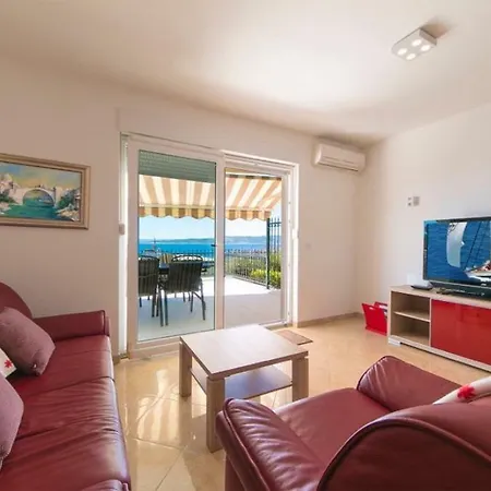 Id Luxury Apartment Brela