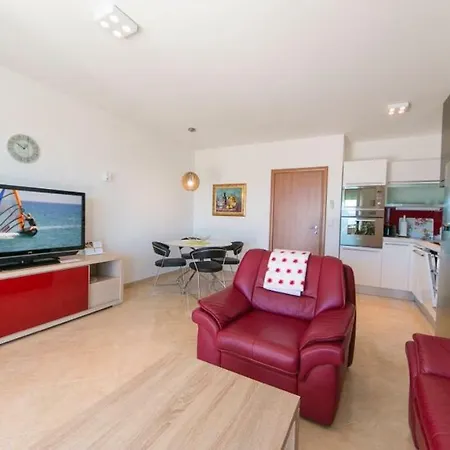 Id Luxury Apartment